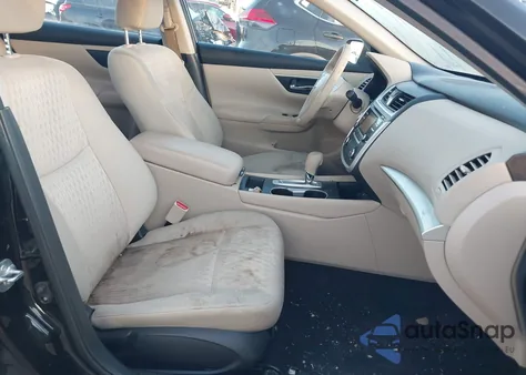 2017 Nissan Altima 2.5 S z USA, uszkodzony, nr VIN 1N4AL3AP2HC198458